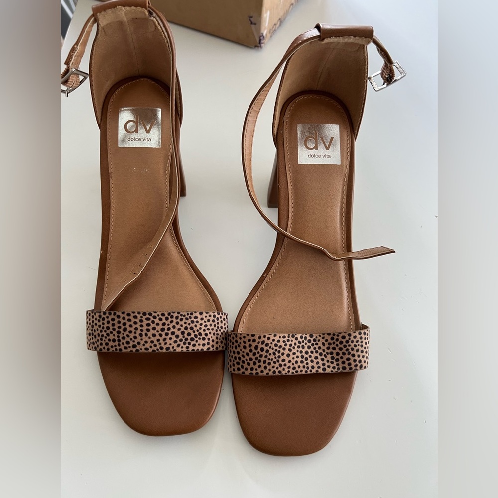 Dolce Vita leopard kitten heels